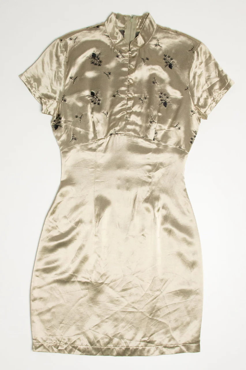 Deadstock Faded Gold Modern Qipao Dress (sz. 3) - Image 2