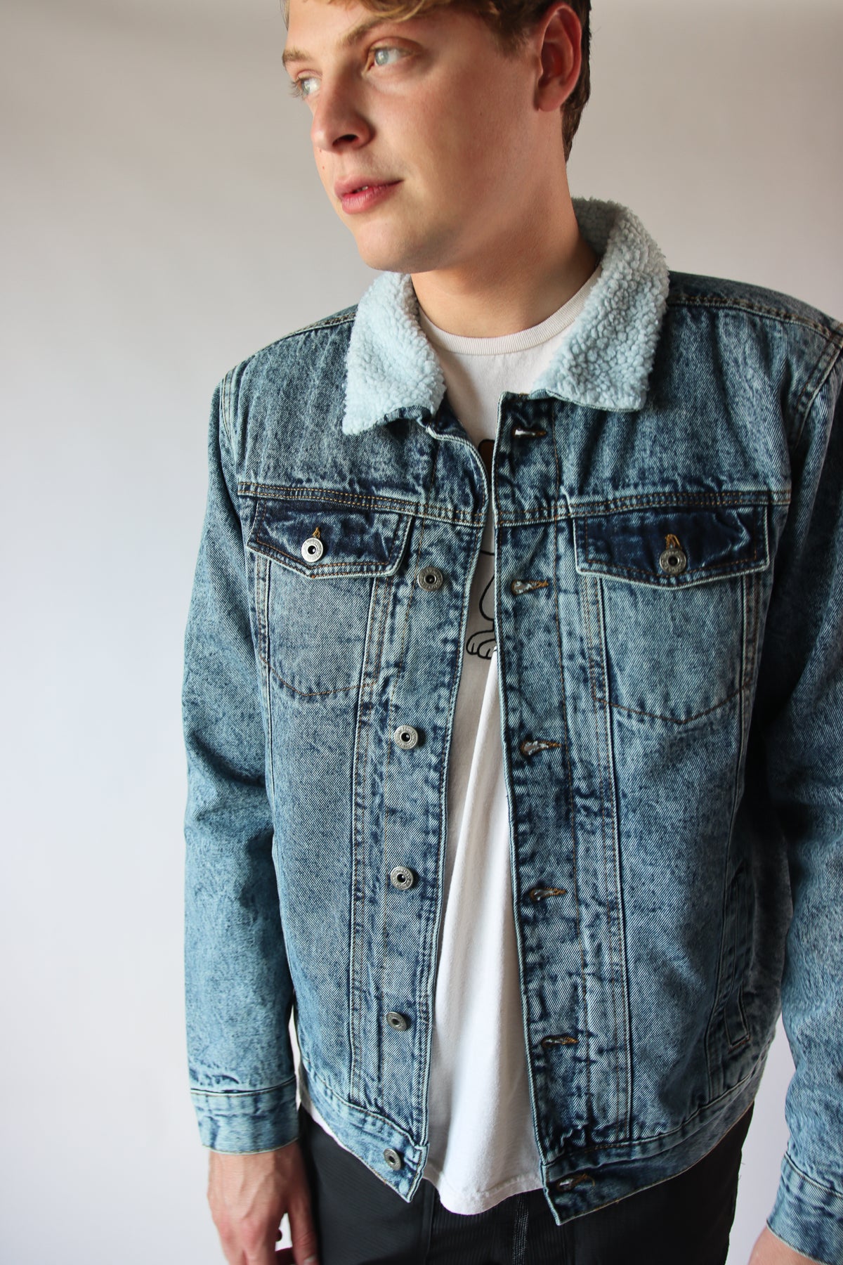 Faux Sherling Lined Trucker Jacket - Image 8