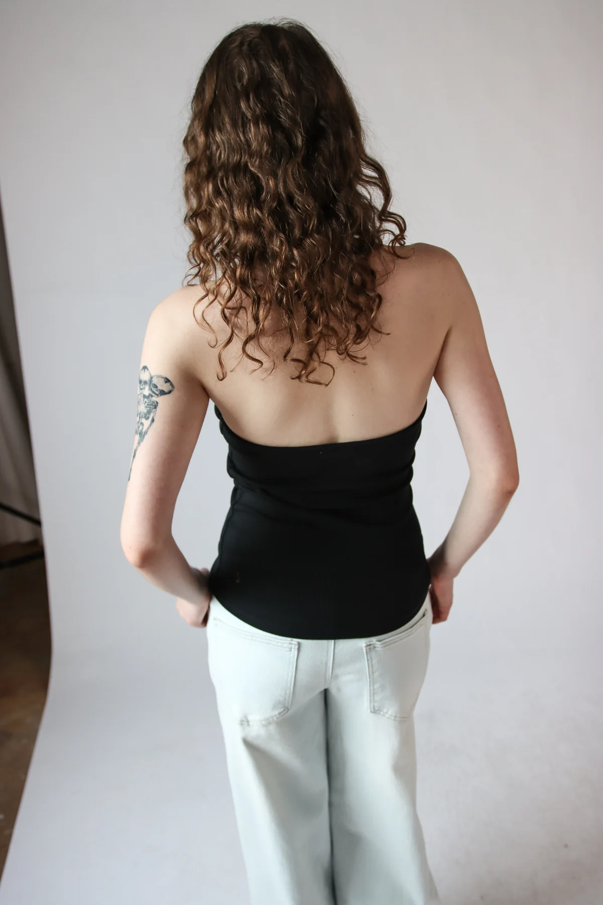 Grommet Halter Top - Image 9