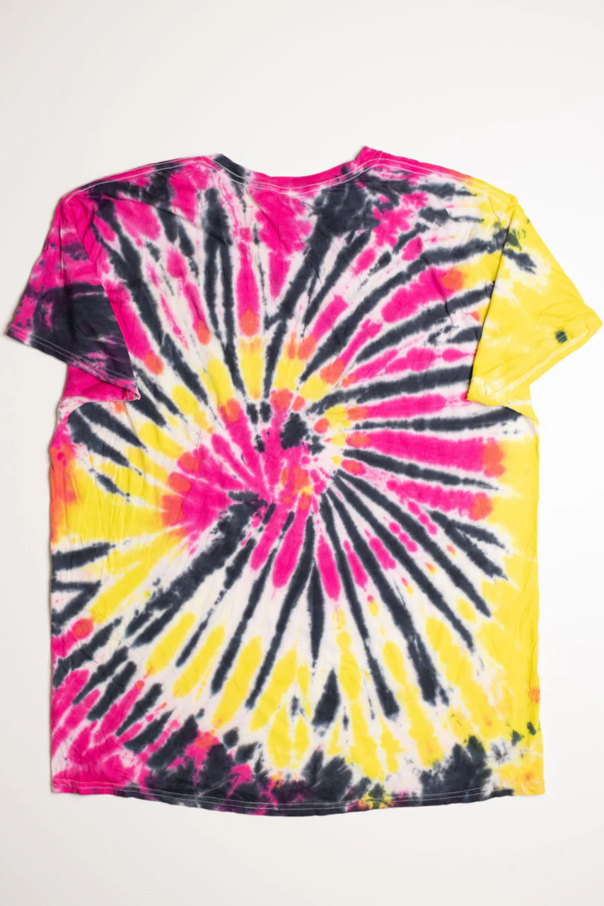 Kiss Me Bro Yellow and Pink Tie Die Screen Print T-Shirt - Image 2