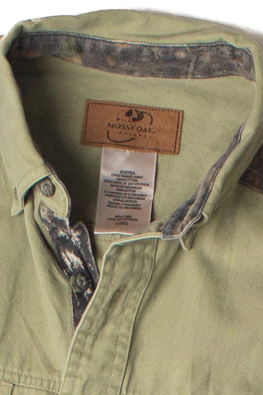 Mossy Oak Apparel Real Tree Camo Detail Button Up Shirt - Image 2
