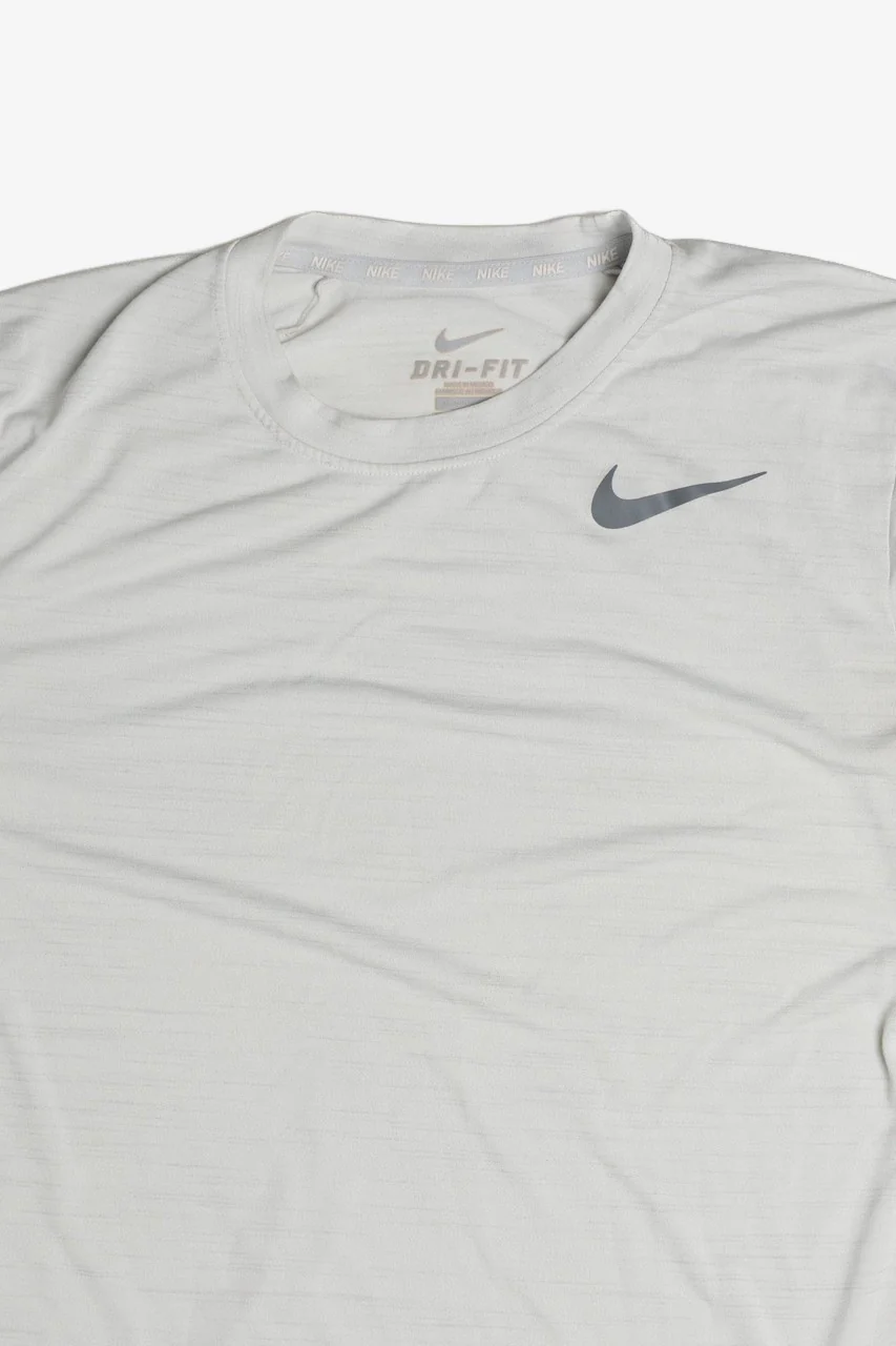 Nike T-Shirt - Image 2