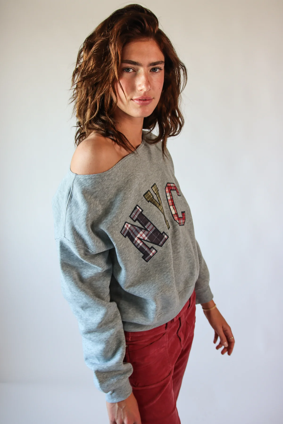 NYC Over The Shoulder Sweatshirt - Image 4