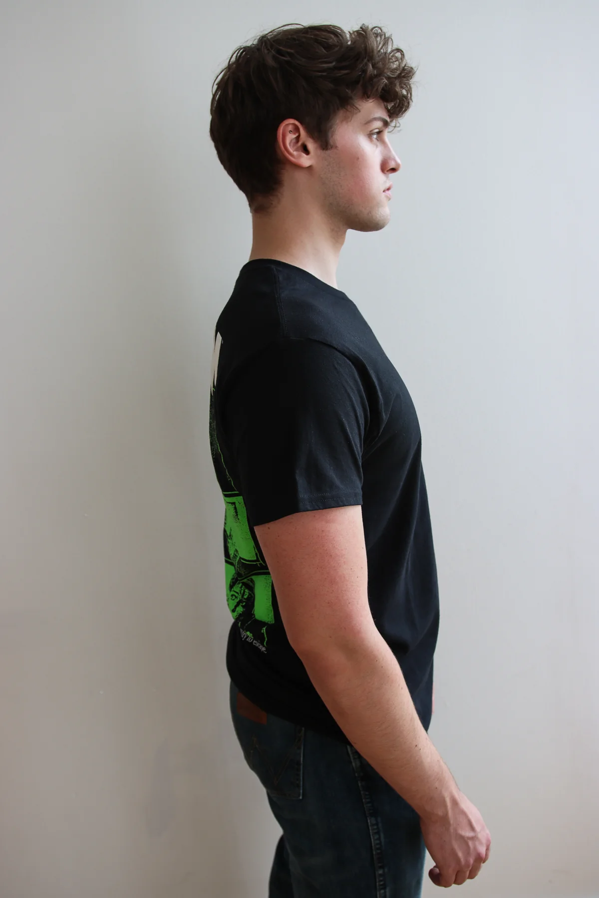 Scream Graphic T-Shirt - Image 9