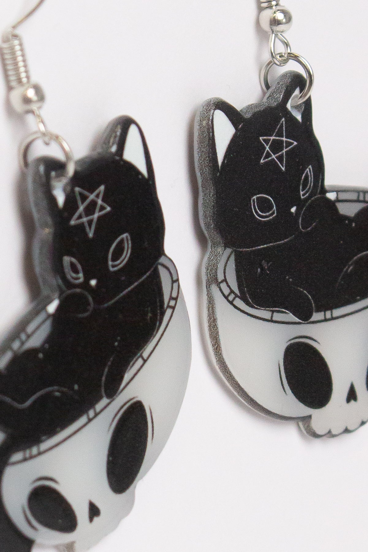 Skull Kitty Earrings - Image 2