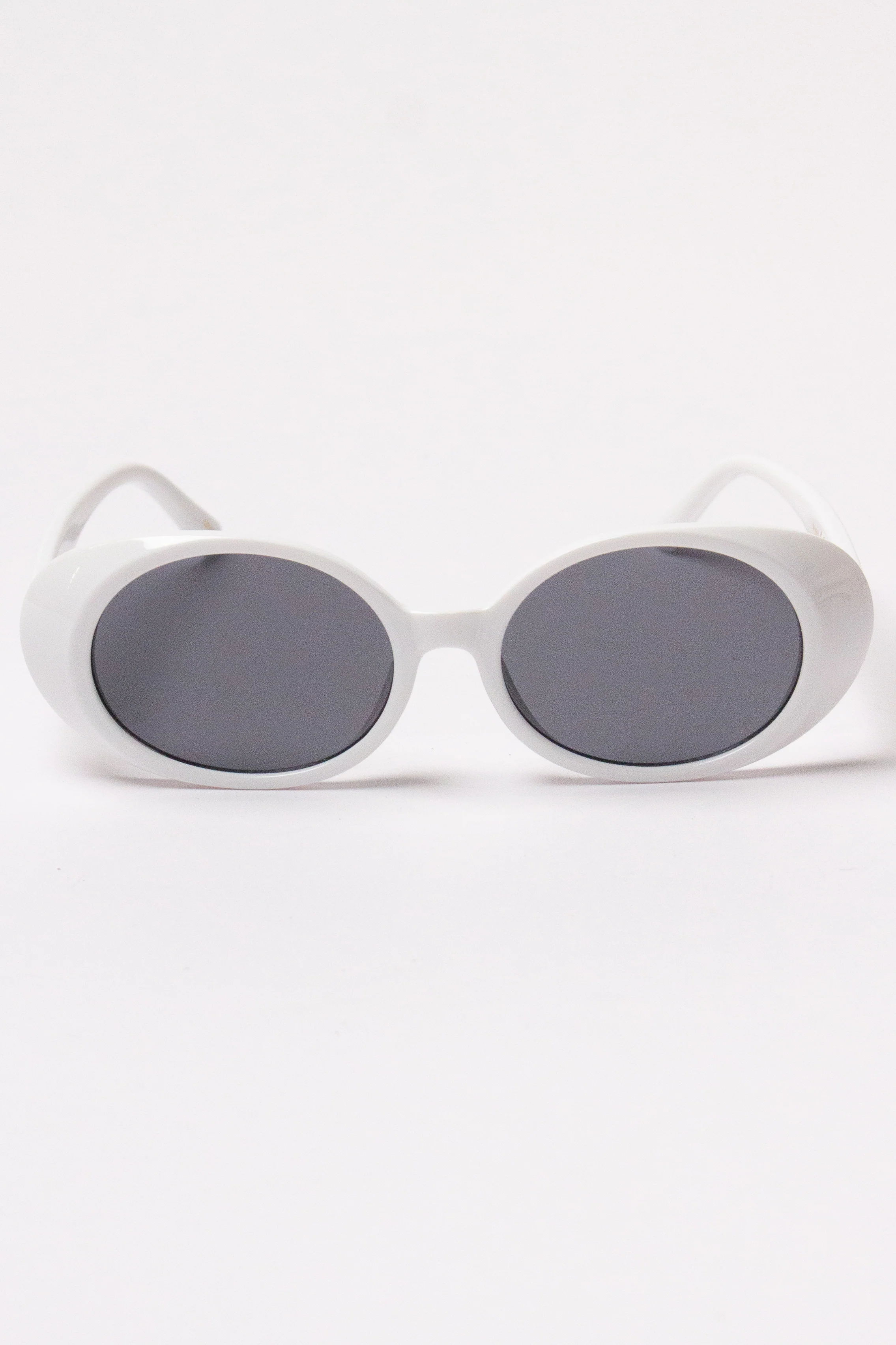 Thick Frame Oval Sunglasses - Image 2