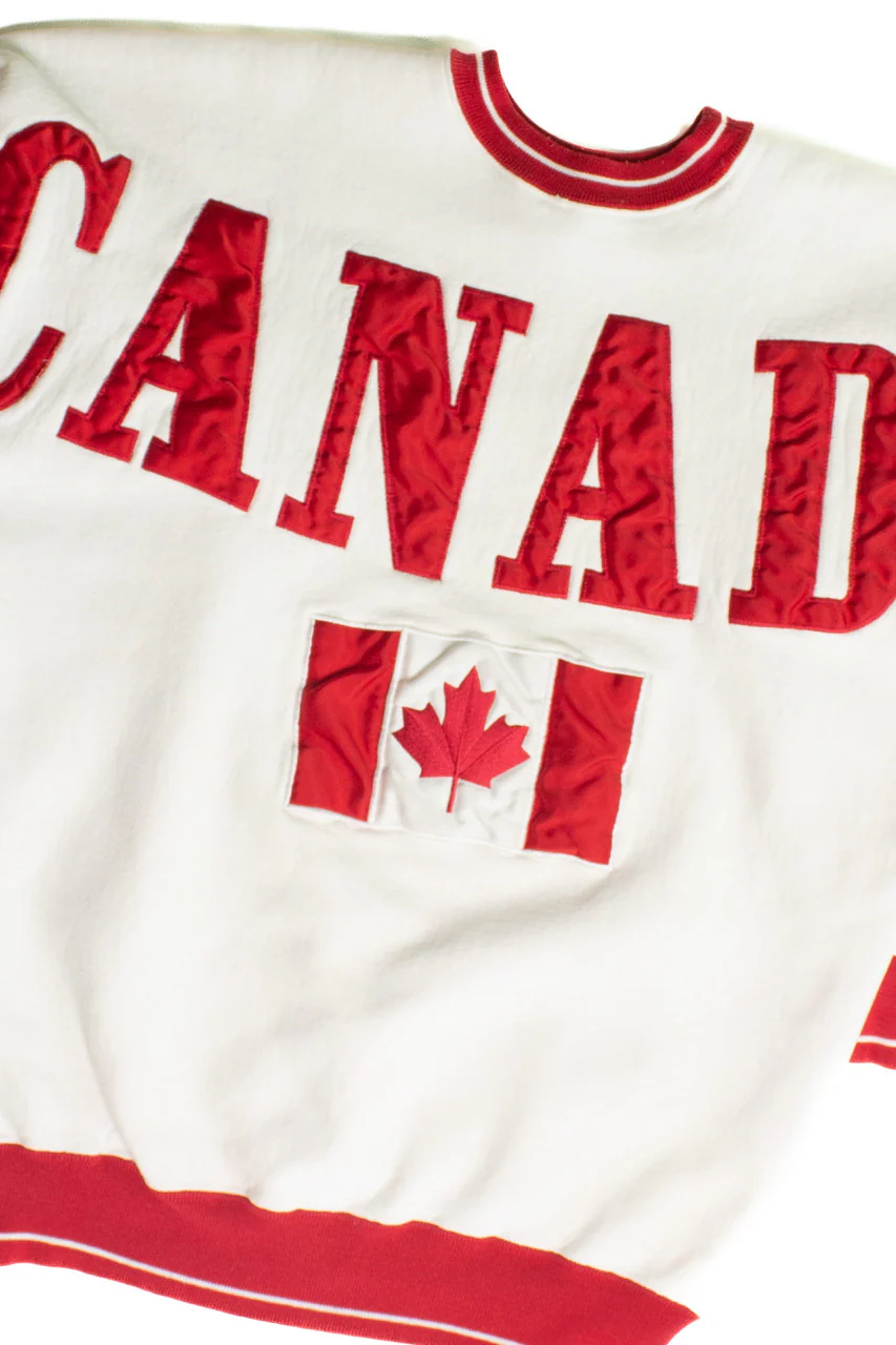 Vintage Canada Spell-Out Sweatshirt (1990s)