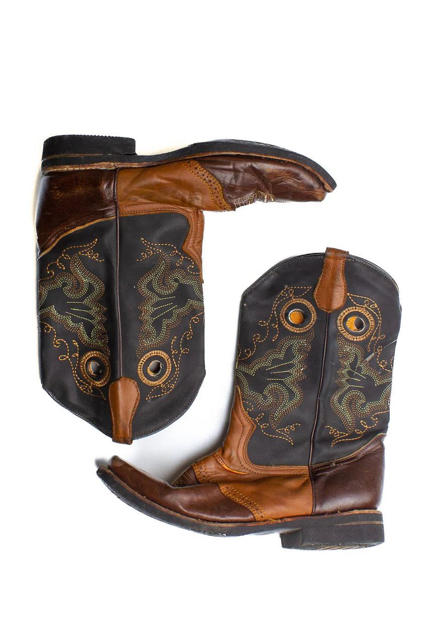 Vintage Cowboy Boots 1247 - Image 2