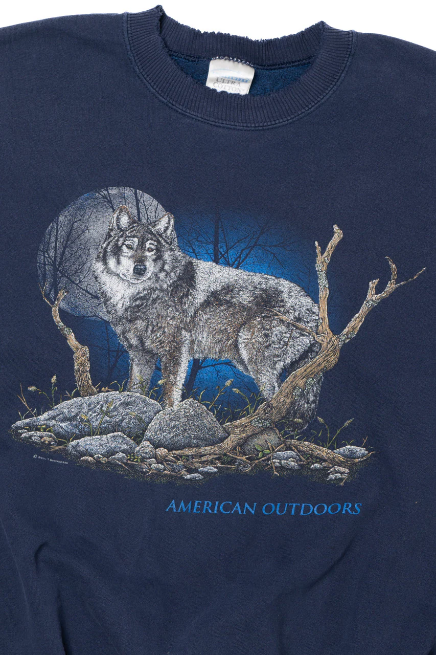 Vintage Distressed "American Outdoors" Wolf Moon Sweatshirt
