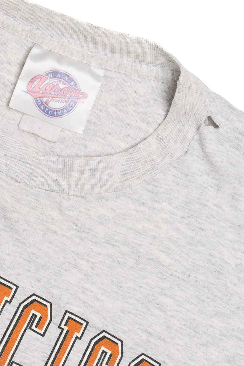Vintage Distressed San Francisco Giants MLB T-Shirt - Image 2