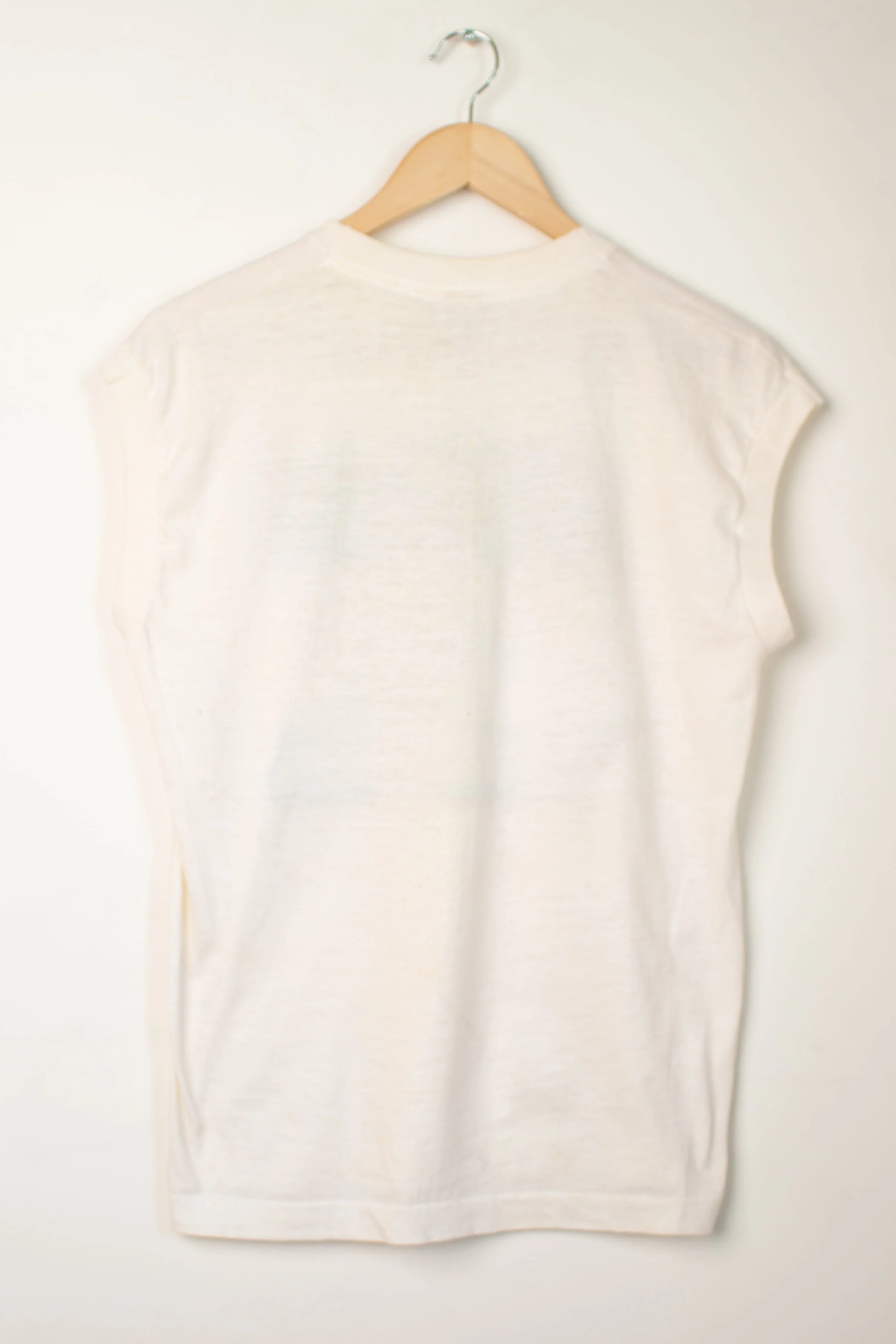 Vintage Hooters Sleeveless Band T-Shirt (1980s) - Image 3