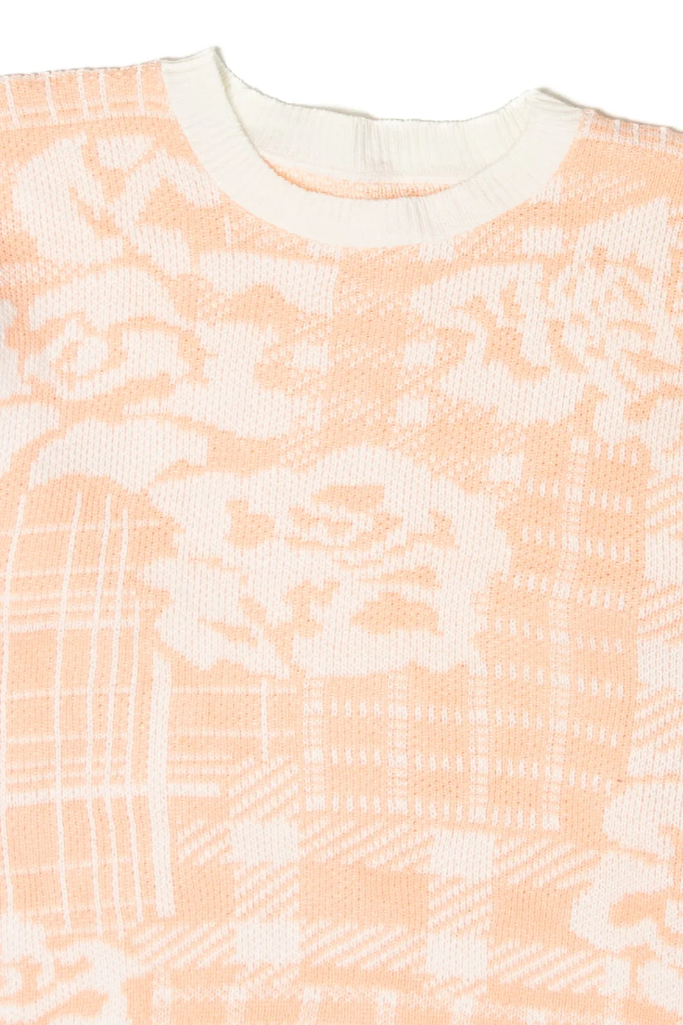 Vintage Pink And White Roses 80s Sweater (1980s) - Image 2