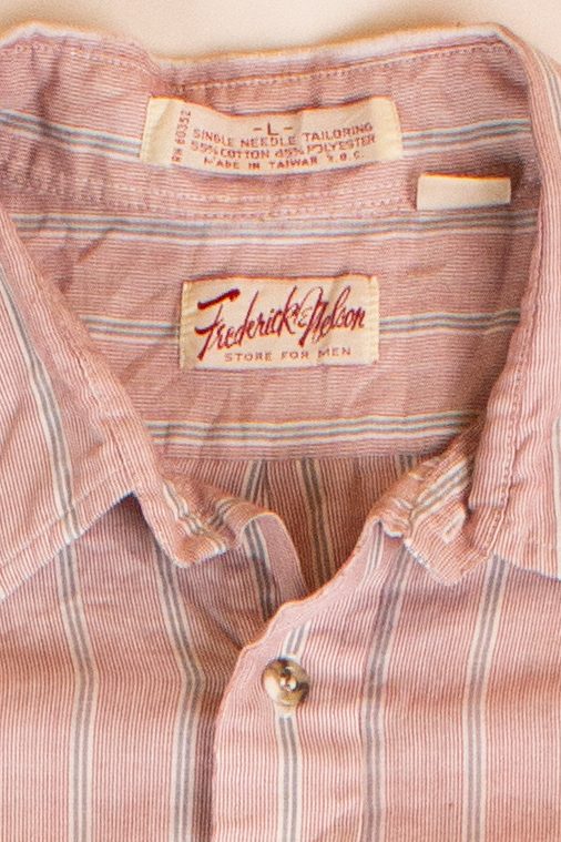 Vintage Pink Short Sleeve Button Up Shirt (1990s) - Image 3