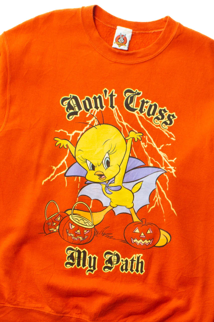 Vintage Tweety Dracula Halloween Sweatshirt (1990s)