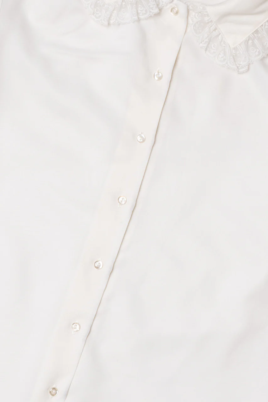 Vintage White Lacey Collar Judy Bond Top