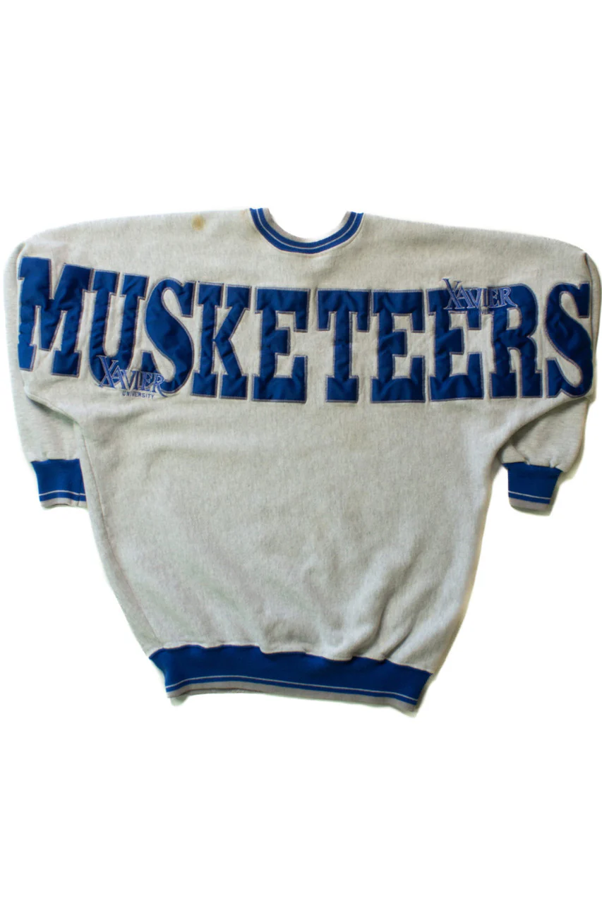 Vintage Xavier Musketeers Spell Out Sweatshirt (1990s) - Image 4
